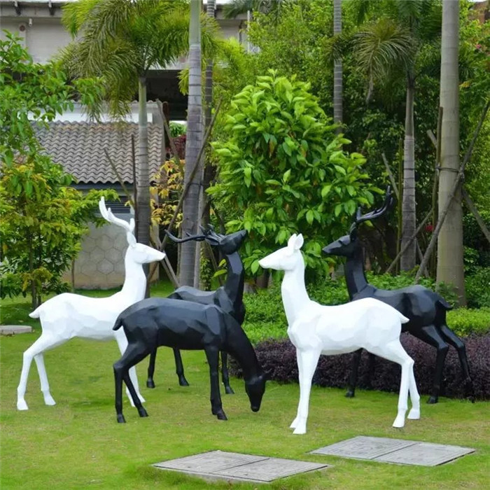 YY10-03玻璃钢鹿群雕塑