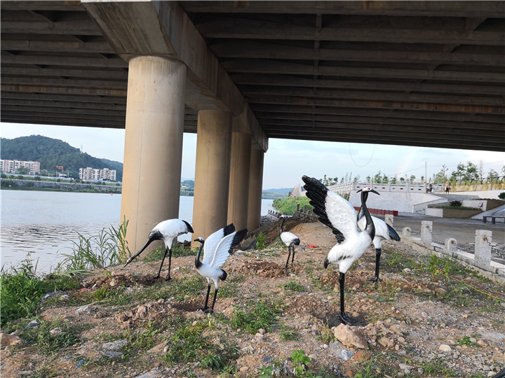 YY10-38 丹顶鹤雕塑 玻璃钢