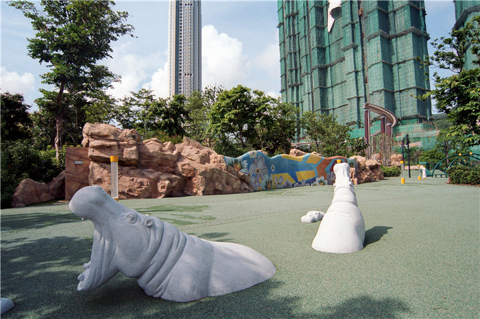 YY10-16玻璃钢河马雕塑组合