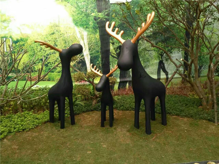 YY10-19玻璃钢鹿群组合雕塑