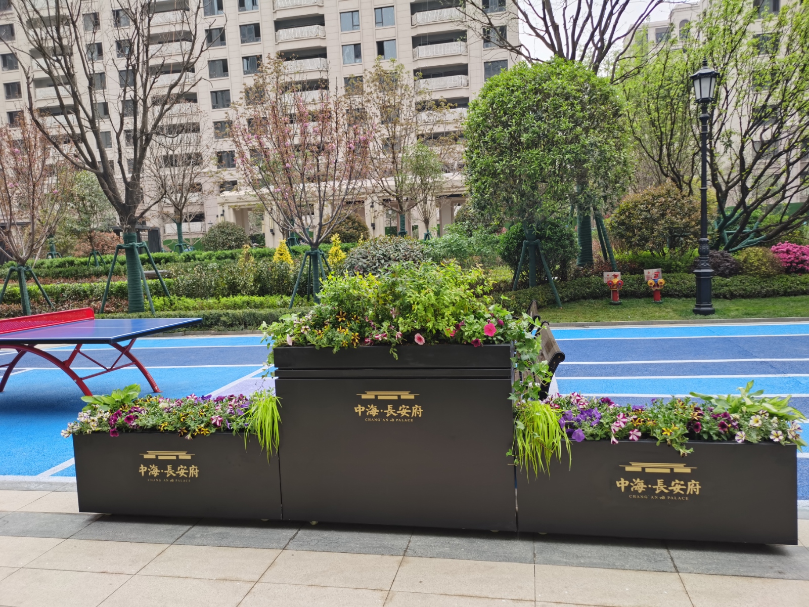 YY03-103流行高矮组合花箱